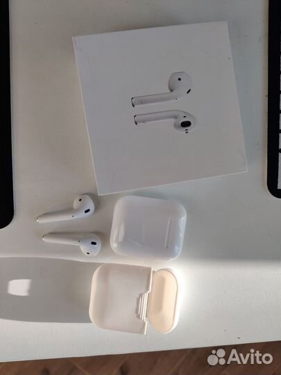 Беспроводные наушники Apple Airpods 2