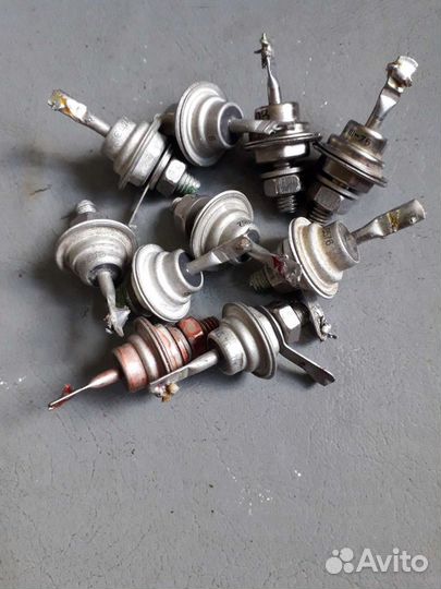 Диоды выпрямительные средней мощности д 242б