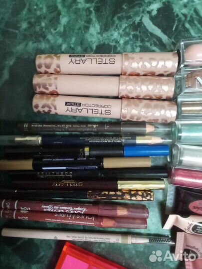 Набор косметики пакетом новый и бу