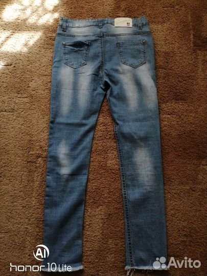Женские джинсы р. 29