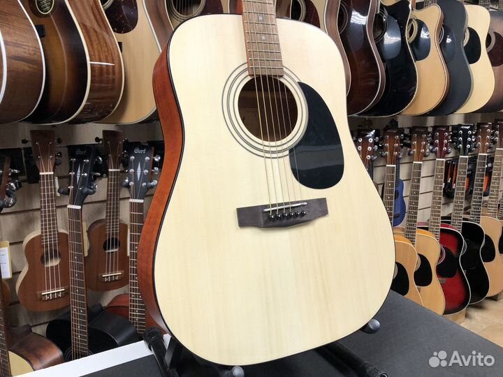 Акустическая гитара Cort AD810-OP