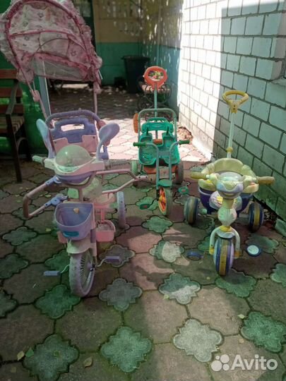 Детский трехколесный велосипед бу