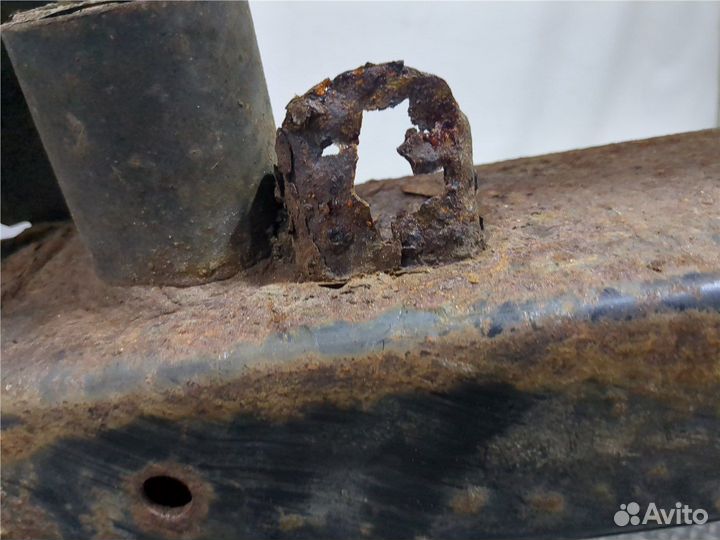 Балка подвески задняя Mercedes ML W163, 2000