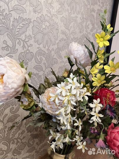 Ваза напольная с цветами