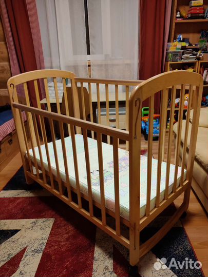 Детская кроватка