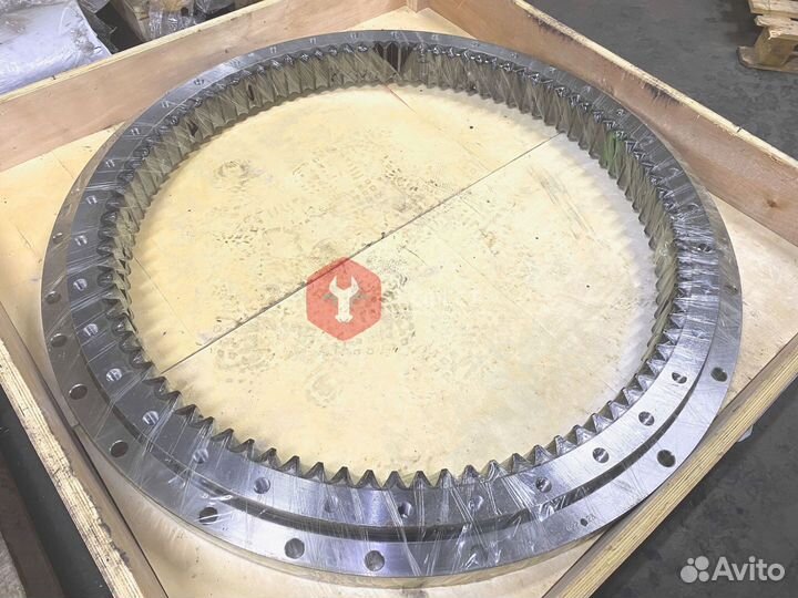 Опорно-поворотный круг Hyundai R55-7A 81M8-01020