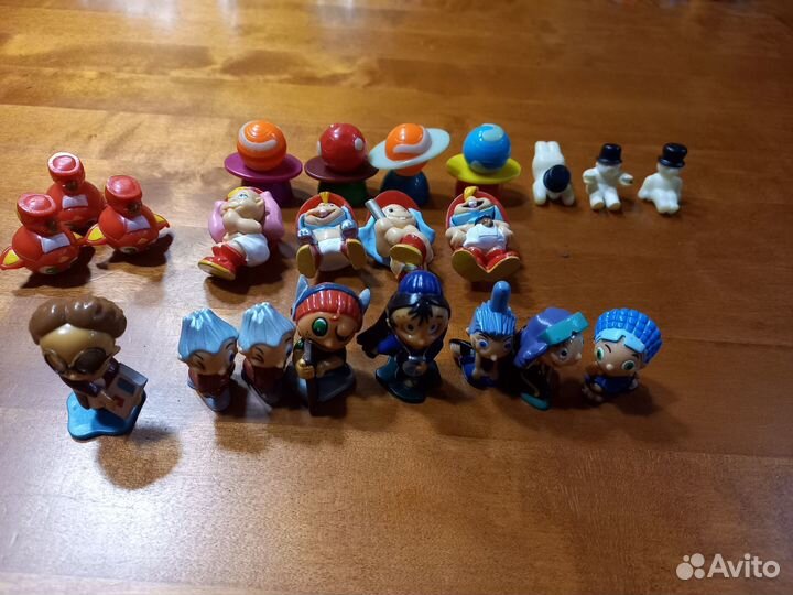Коллекционные фигурки киндер