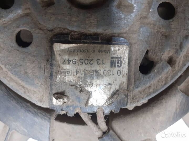 Вентилятор радиатора Opel Astra H