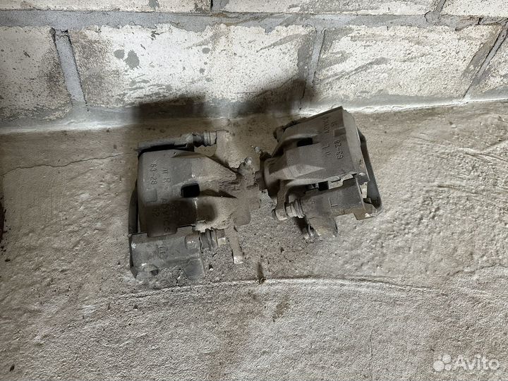 Опорные диски и суппорта на камри 50-55