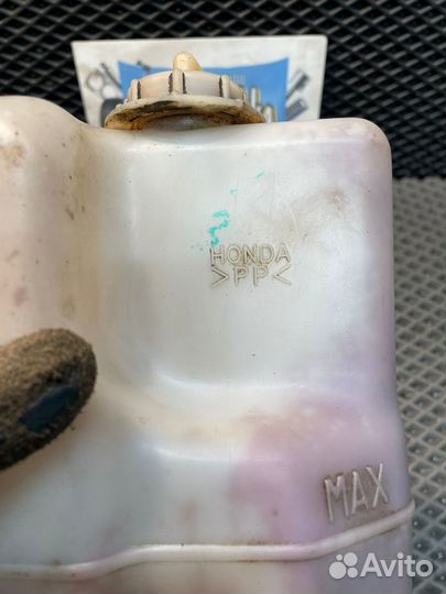 Расширительный бачок Honda CR-V RD1. 99 г.в 2.0