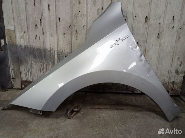 Переднее Левое крыло Skoda Rapid