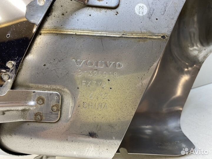 Насадка на глушитель Левая Volvo XC60 2013-2017