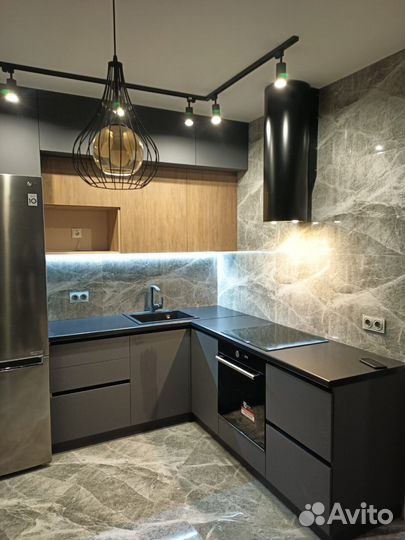 Кухонный гарнитур на заказ от фабрики