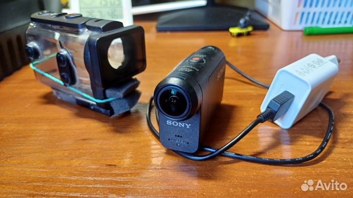 Экшен камера Sony HDR-AS50