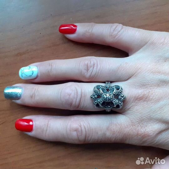 Серебряное кольцо