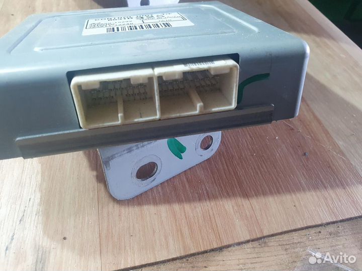 Блок управления 4WD Mitsubishi Pajero Sport 3