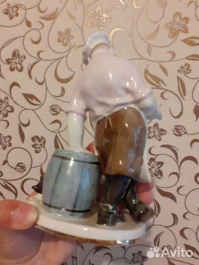 Статуэтка фарфоровая СССР 