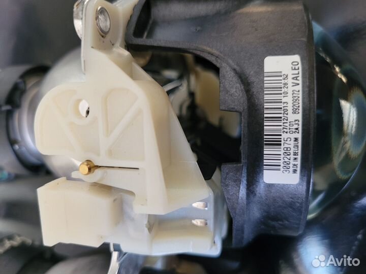 Линзы в фары jeep Grand Cherokee IV (WK2) оригинал