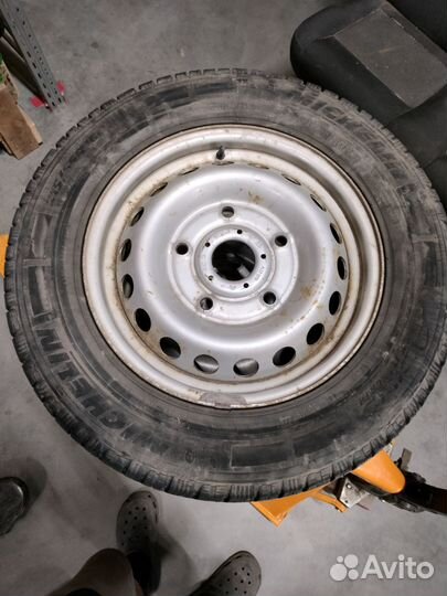 Колеса в сборе r16 зимние ford Transit