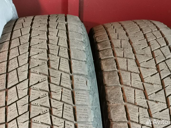 Bridgestone Blizzak DM-V1 215/65 R16 98R