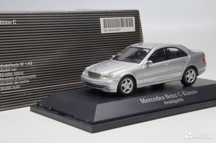 Mercedes-Benz Avantgarde C-Klasse W203 / Schuco