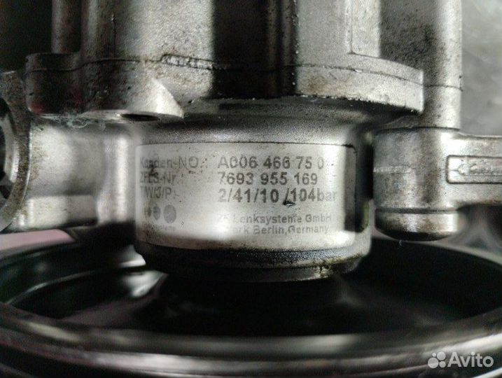 Насос гидроусилителя руля Mercedes C-Class W204