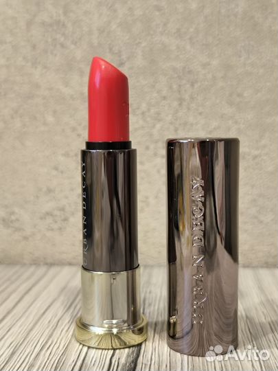 Помада Urban Decay б/у