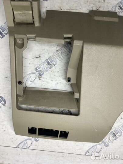 Накладка торпедо под руль Nissan Teana