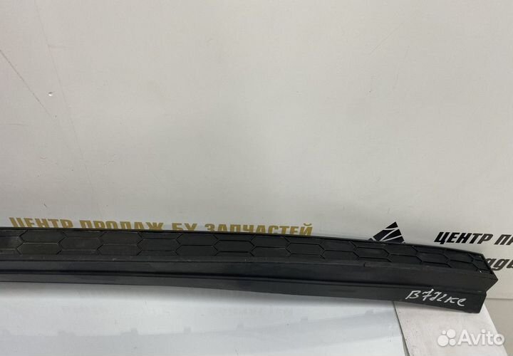 Накладка заднего бампера Skoda Kodiaq 2017 OEM 565807423