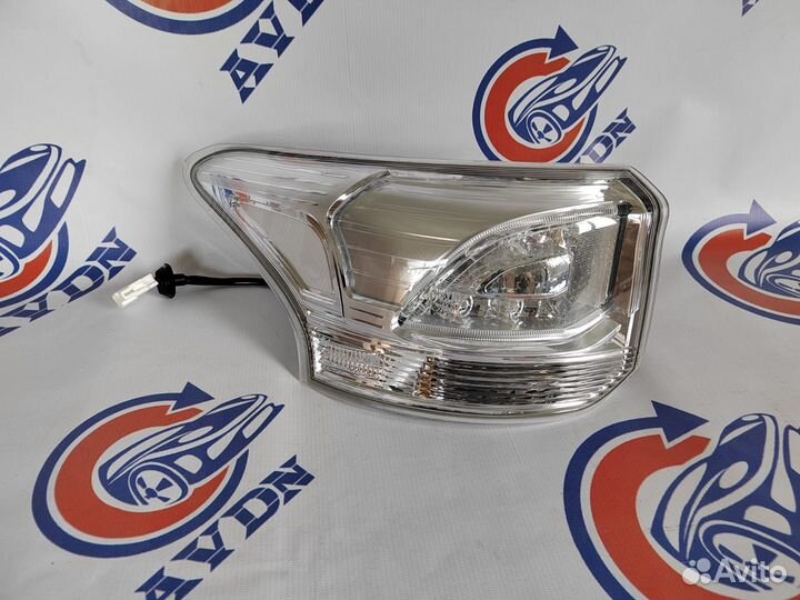 Фонарь Mitsubishi Outlander 14-15 LED