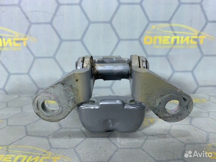Петля двери задняя левая Opel Antara 10HMC 2009