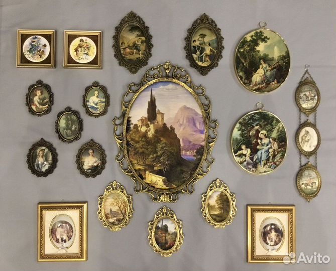 Картины шелкография в латунных рамках