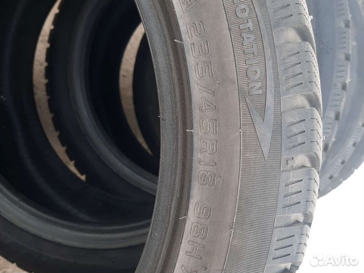 ONYX NY-W703 235/45 R18