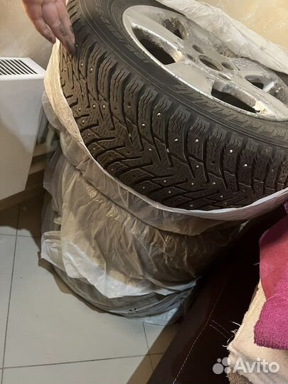 Зимняя резина с дискам на Пежо 308