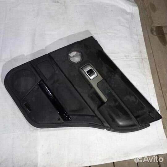 Обшивка двери задняя правая Land Rover Range Rover