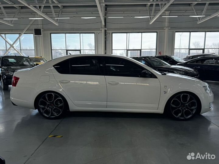 Skoda Octavia 1.8 AMT, 2015, 225 000 км