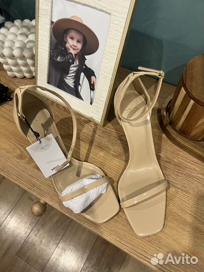 Новые босоножки mango 39, 38