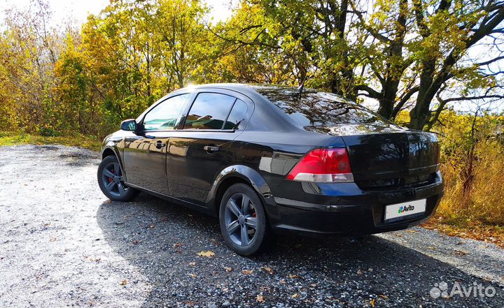 Opel Astra 1.8 AT, 2012, 245 000 км