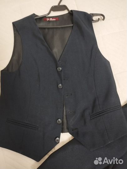 Школьный костюм