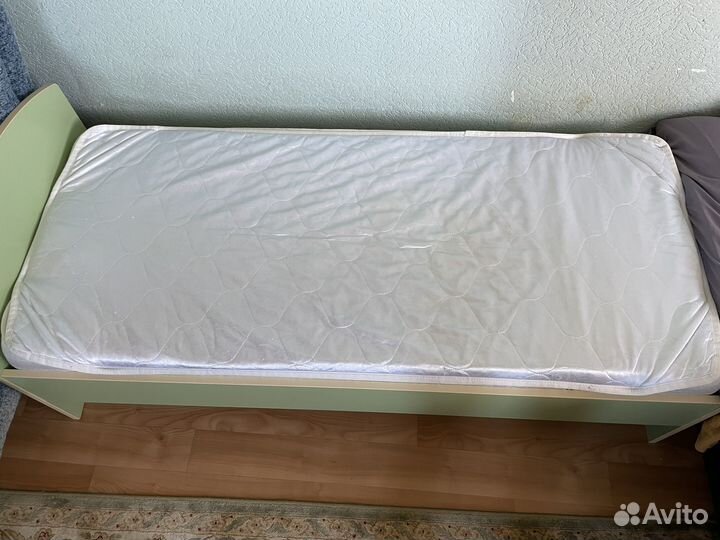 Кровать детская 140 на 60
