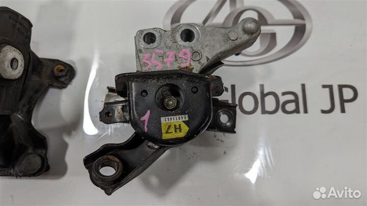 Опора двигателя правая Lexus NX200/NX200t/NX300/NX300h