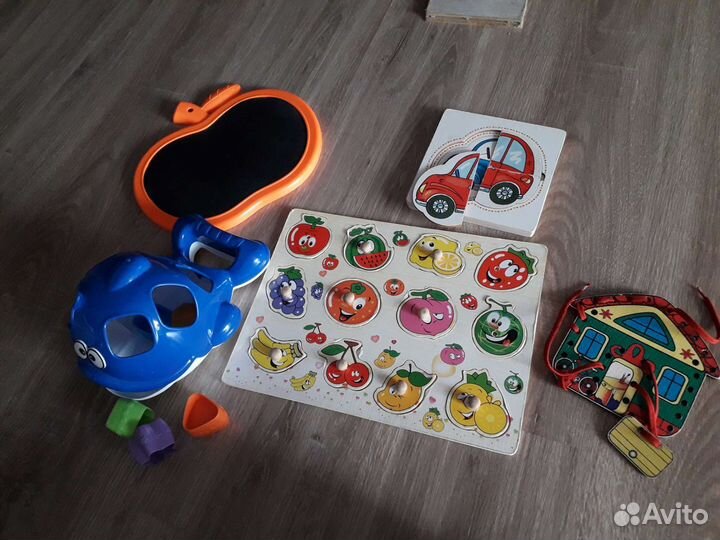 Развивающие игрушки, машинки