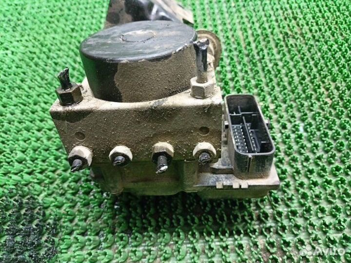 Блок ABS Skoda Fabia 5J 2010