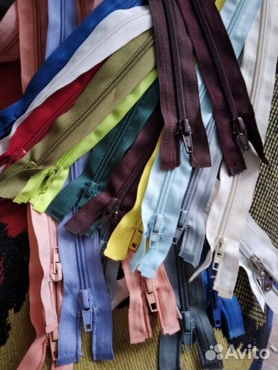 Молния-замок метал. и пласт. для курток,брюк,юбок