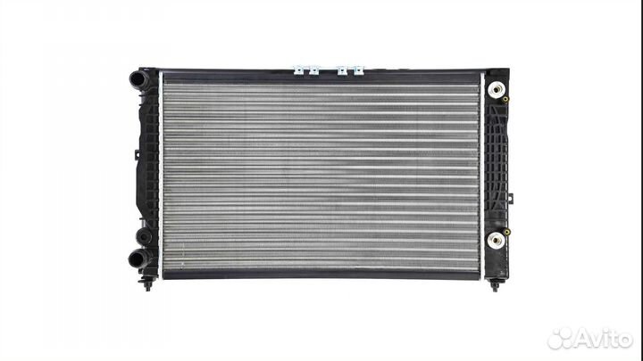 Радиатор охлаждения Фольксваген Пассат Б5