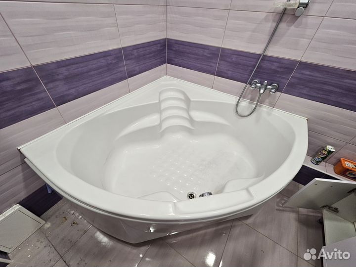 Ванна угловая 150х150 б/у