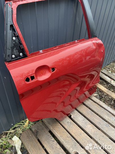 Задняя правая дверь LADA xray