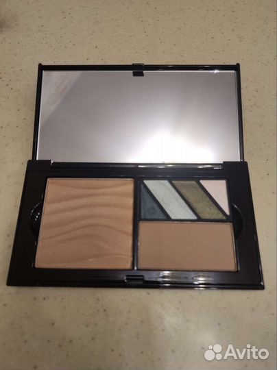 Футляр с косметикой Mary Kay