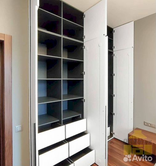 Стенка в гостиную