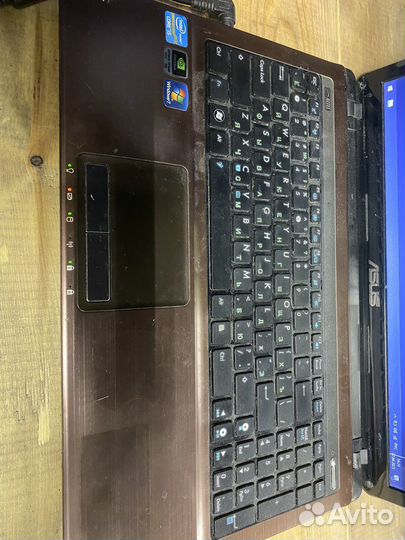 Asus